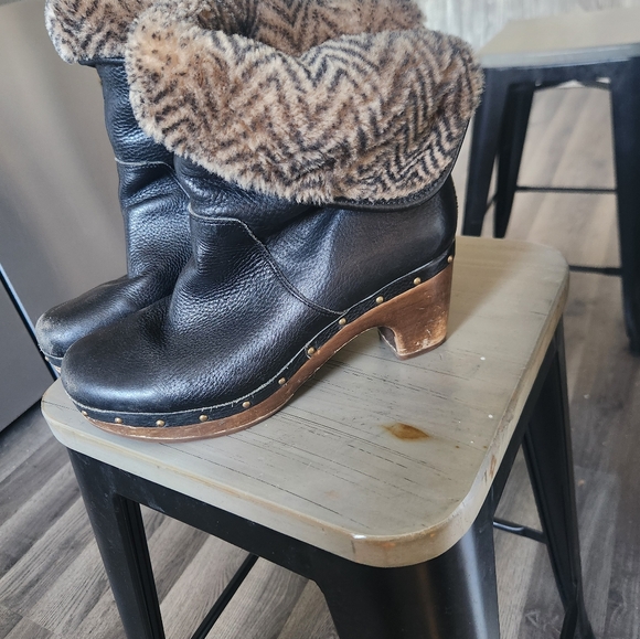Ugg Australia Cora Leather Fold Over shearling Boots 2 in 1 look!! - Picture 9 of 12